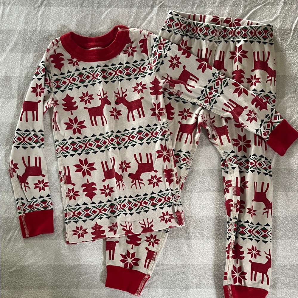 Hanna Andersson Red and White Reindeer Pajama Set